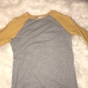 On the byas size large grey baseball tee